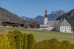 Exklusive Dachgeschoßwohnung mit Wohnrecht